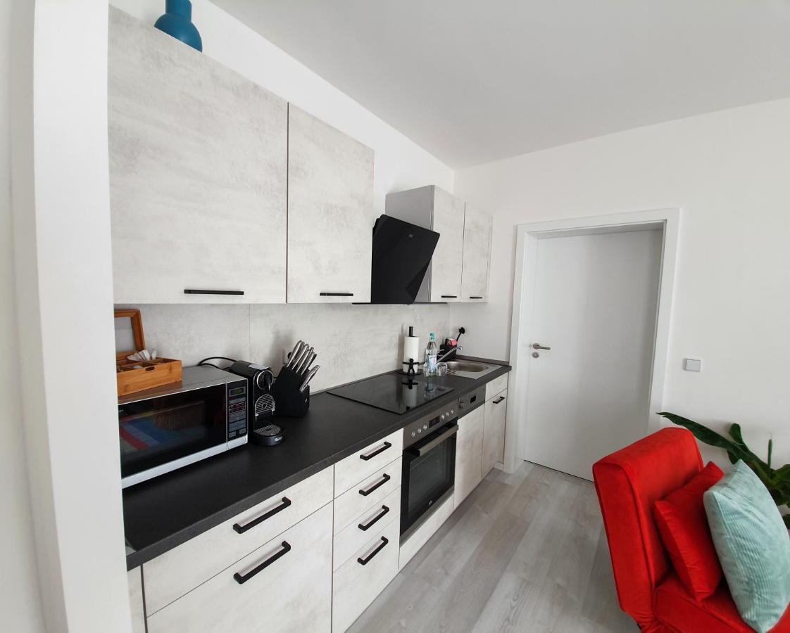 Pb Ferienwohnungen - Fewo 6 - Stilvoll Eingerichtetes Apartment Im Herzen Senftenbergs Eksteriør bilde